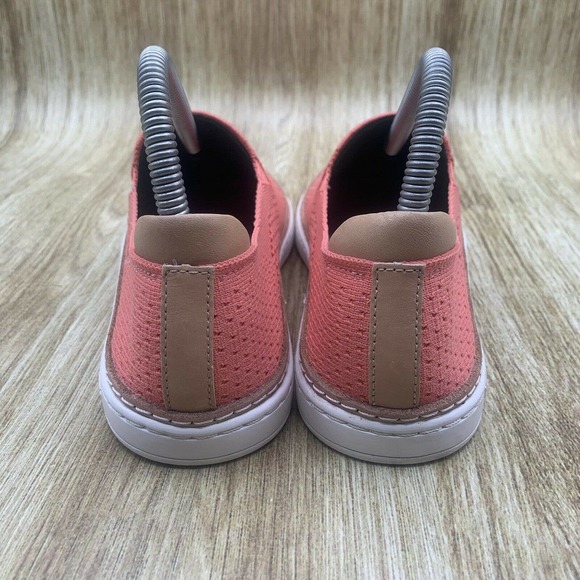 UGG AUSTRALIA SAMMY SLIP-ON HYPER WEAVE CASUAL SNEAKERS - Picture 4 of 11